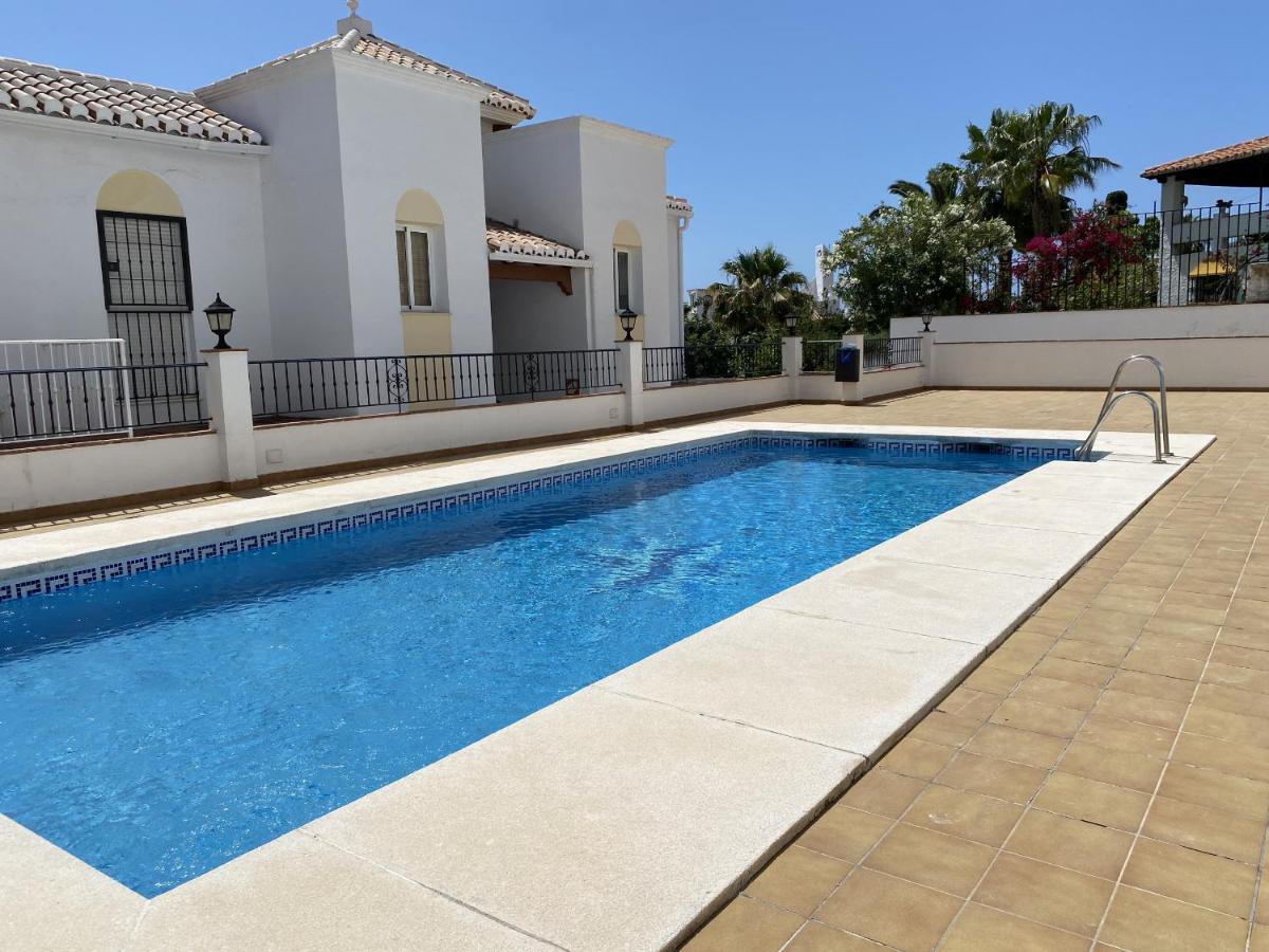 Chimenea Pinar 2 Apartments Casasol Нерха Экстерьер фото